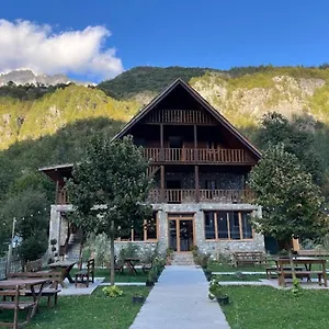 Alpinehouse Affittacamere Theth